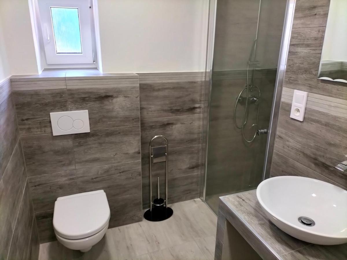 Horizont Otel Bulhary Dış mekan fotoğraf